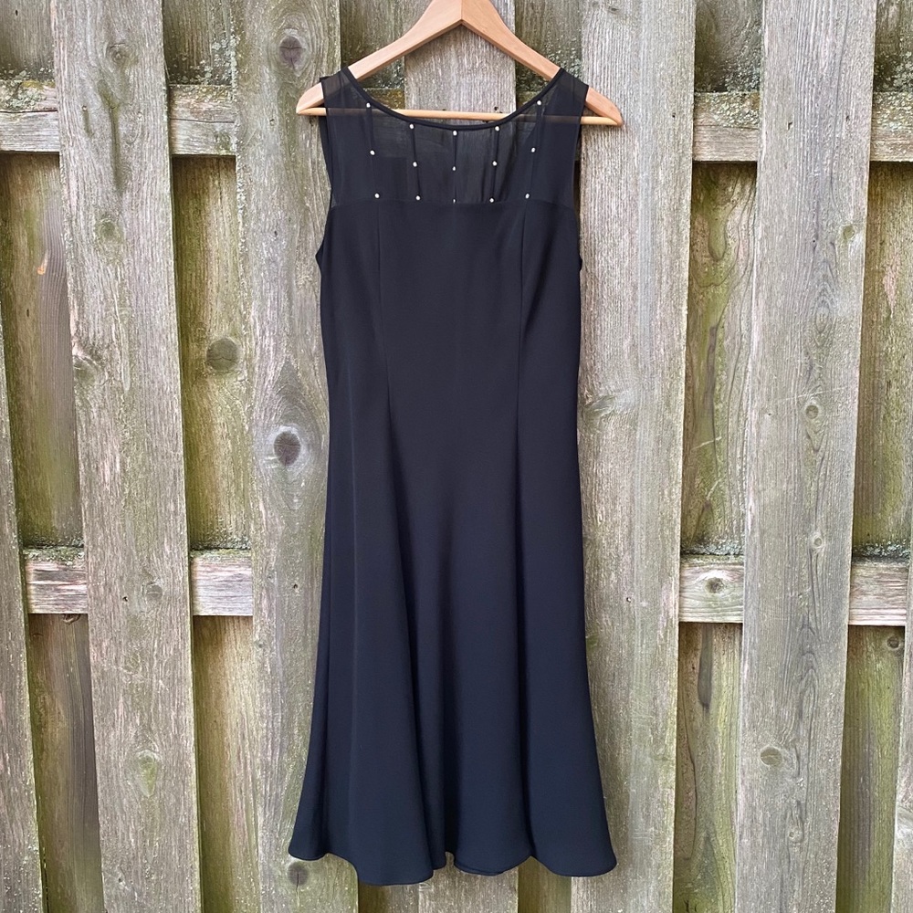 Black sleeveless cocktail dress